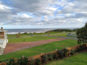 3 Queensway Uvongo
